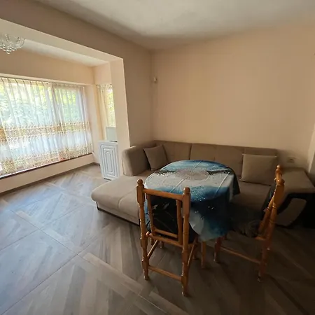 Peevi Apartment