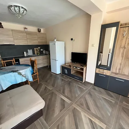 Peevi Apartment *
